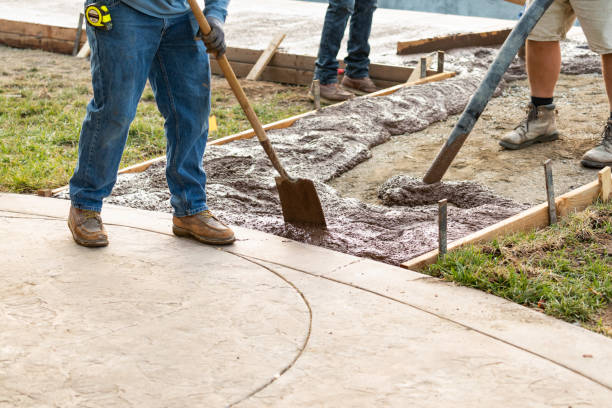 Best Concrete Installation Cost  in Corning, CA